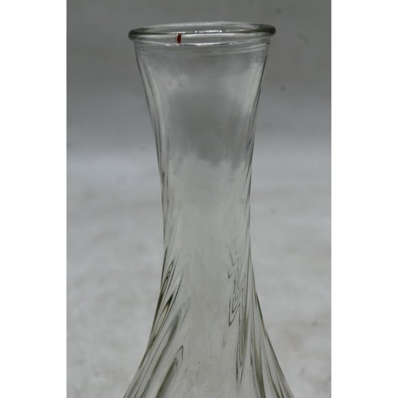 Vintage Clear Hoosier Glass 6" Swirl Bud Vase #4064 - Picture 4 of 8